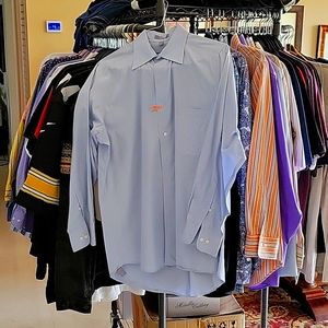 Bundle of two Geoffrey Beene dress shirts in euc.